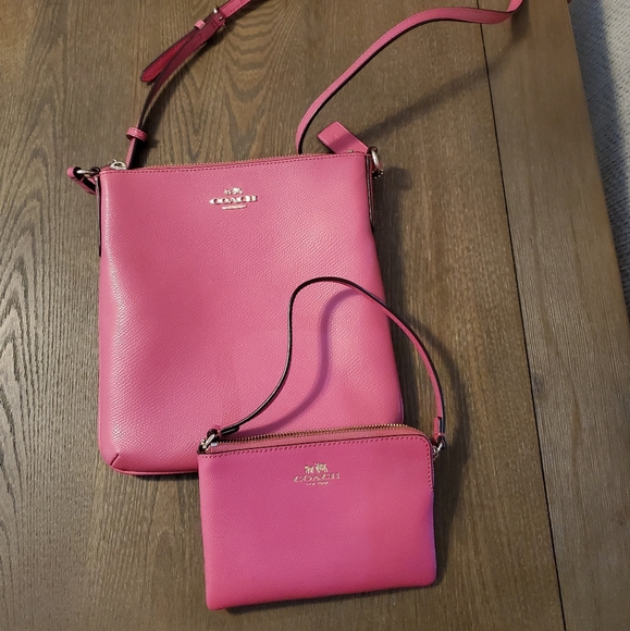Coach Handbags - Coach crossbody bag & wallet/ wristlet